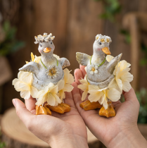 Artikel Dekofigur Enten mit Blüten 11cm für Indoor- und geschützte Außendekoration 2er Set