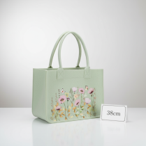 Artikel Filztasche mit floralem Blumenmotiv, robust und dekorativ, 38 cm