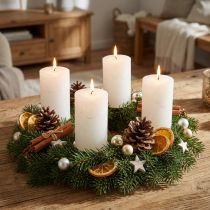 Artikel Durchgefärbte Stumpenkerzen Weiß 70x120mm 4er Set für Deko, Hochzeit & Advent