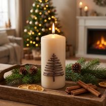 Artikel Weihnachtskerze Beige Tannenbaum Design 150/70mm 63h RAL