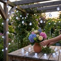 Artikel Kugel Lichterkette Cherry Kaltweiß Außen 60 LED 900cm Weihnachtsbeleuchtung
