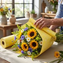 Artikel Manschettenpapier Gelb Weiß Summertime 25cm 100m – Dekopapier für Blumensträuße und Geschenke