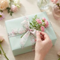 Artikel Rosa Geschenkband mit floralem Muster für dekorative Geschenkverpackungen 15 m