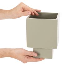 Artikel Würfel-Pflanzgefäß aus Metall 22 cm Grün mit erhöhtem Stand