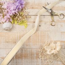 Artikel Geschenkband Samt Creme 20mm x 10m für Floristik und Dekoration