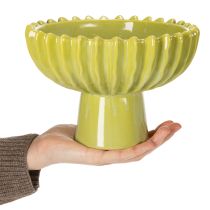 Artikel Keramikschale Grün mit Rillenmuster 21cm für vielseitige Dekoration und stilvolle Akzente