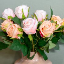 Artikel Künstlicher Rosenstrauß 44 cm zartrosa mit 6 Stielen – Täuschend echt und langlebig