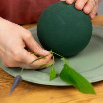 Artikel Steckschaum Kugel klein Grün Ø12cm 5 St