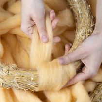 Artikel Wollband Creme Orange 10m – Weiches Dekoband für kreative Kränze und Gestecke