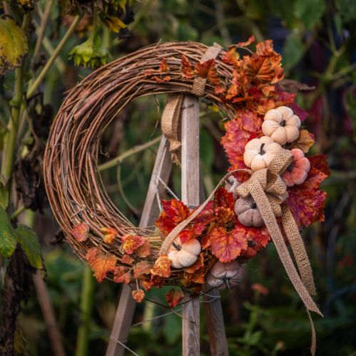 Artikel Herbstliche Stoffkürbisse am Stab Deko-Set in Gelb Braun Orange 7cm 9St