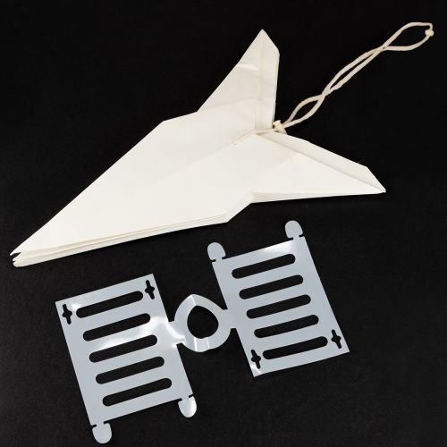 Artikel Dekorativer Papierstern zum Aufhängen für festliche Beleuchtung