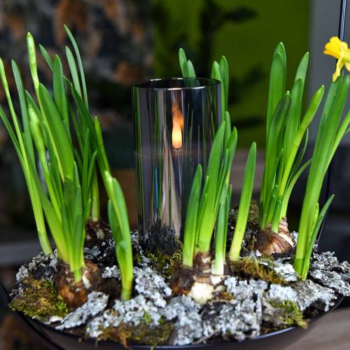 Floristik21 Deko-Kerze im Glas Silbern, LED-Licht Warmweiß, Echtwachs, Timer, Batteriebetrieben Ø7,3cm H17,7cm
