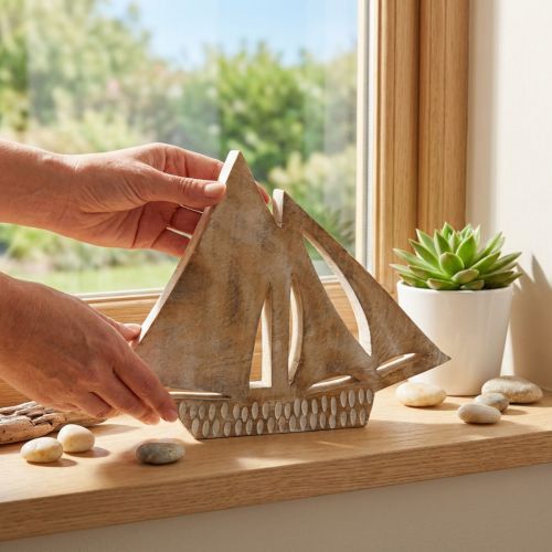 Segelboot aus Holz, Maritime Deko, Holzboot Naturfarben, Weiß H23cm | Floristik21.de