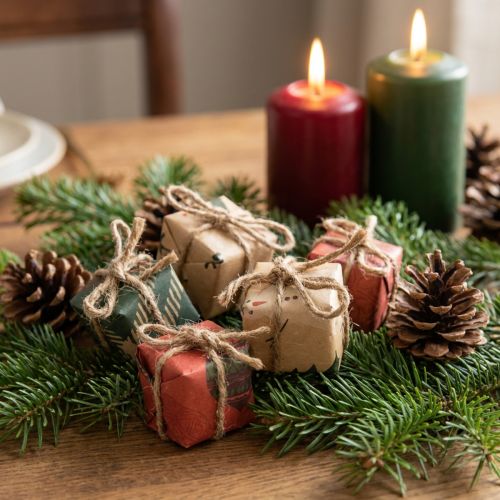 Artikel Papier-Geschenkboxen Mini Set, Rot-Grün-Natur, 2,5x3 cm, 18 Stück - Weihnachtsdeko