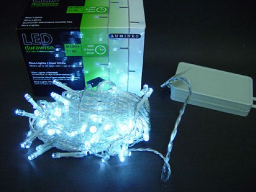 Artikel LED Reislichterkette 96er 7,1m mit Batterie & Timer Kaltweiß für außen