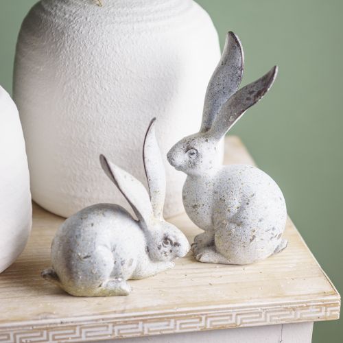 Floristik21 Deko-Hase, Gartenfigur in Beton-Optik, Shabby Chic, Osterdeko mit Silberakzenten H21/14cm 2er-Set