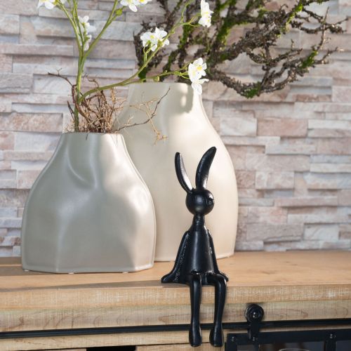 Floristik21 Kleiner Osterhase Kantenhocker Metall Schwarz 9x9x21cm - Moderne Osterdeko minimalistisch