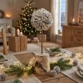 Naturinspirierte Holzdeko "Winterzauber" mit Birke, Eicheln und Zapfen in Weiß, H40cm | Floristik21.de