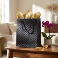 Exklusive schwarze Geschenktasche 18×10×23cm – Luxuriöse Geschenkverpackung | Floristik21.de