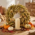Deko Trockenkranz Kardendisteln und Hirse in Gelb-Olivgrün, Natürlich Landhaus Ø28cm, Vielseitige Wand- und Tischdeko | Floristik21.de