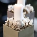 Würfel-Pflanzgefäß aus Metall 22 cm Grün mit erhöhtem Stand | Floristik21.de